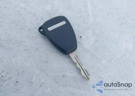 2013 Chrysler 200 Touring из США, поврежденный, VIN 1C3CCBBB9DN739265